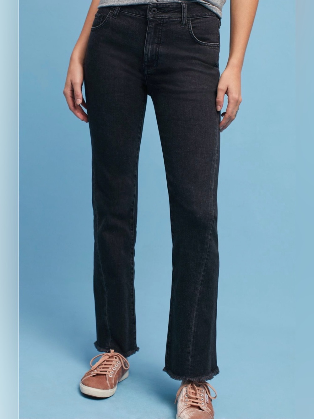 Anthropologie. Pilcro. High-Rise Flare. Raw Hem. Faded Black. Size 27.